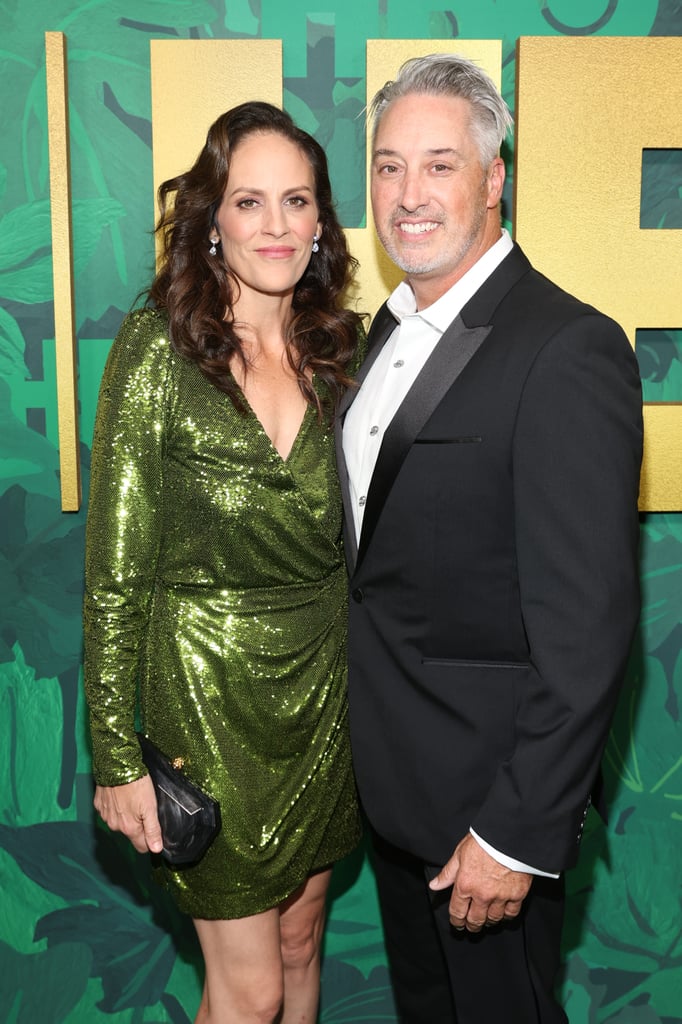 Who Is Annabeth Gish Dating?