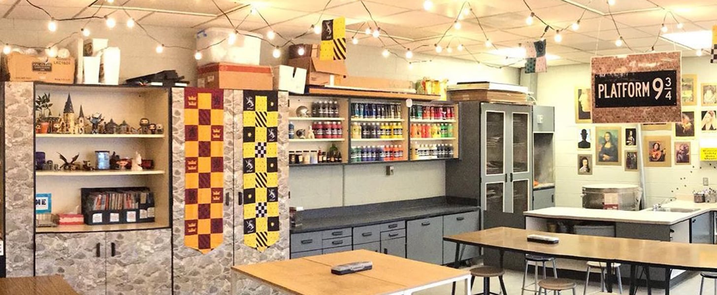 24+ Harry Potter-Themed Classrooms That'll Blow You Away  Harry potter  classroom, Harry potter classes, Classroom decor