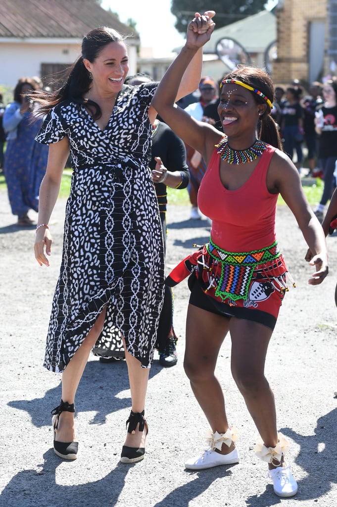 Prince Harry And Meghan Markle Dancing In Cape Town Video Popsugar Celebrity Photo 18 