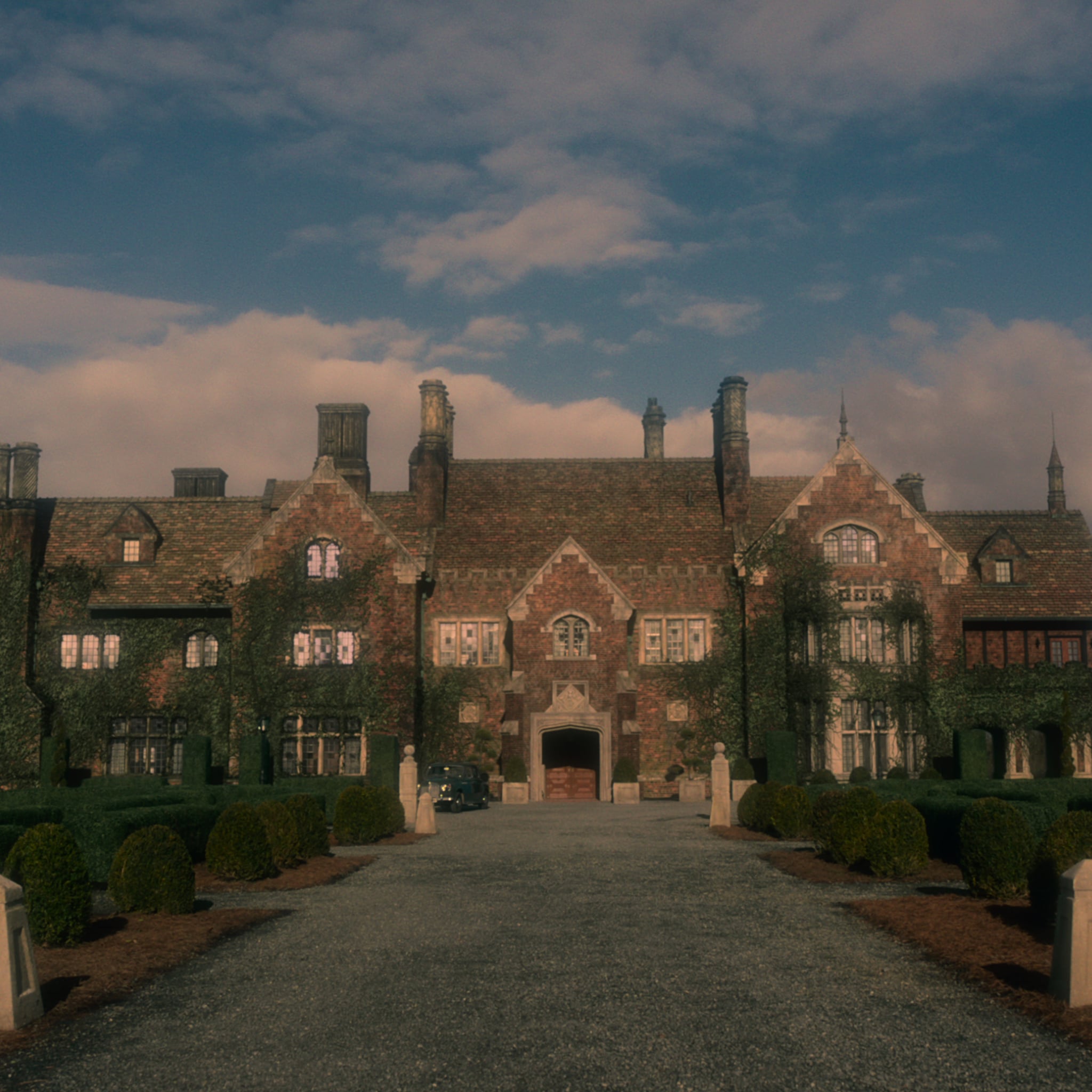 What Will The Haunting Series Season 3 Be About Popsugar Entertainment