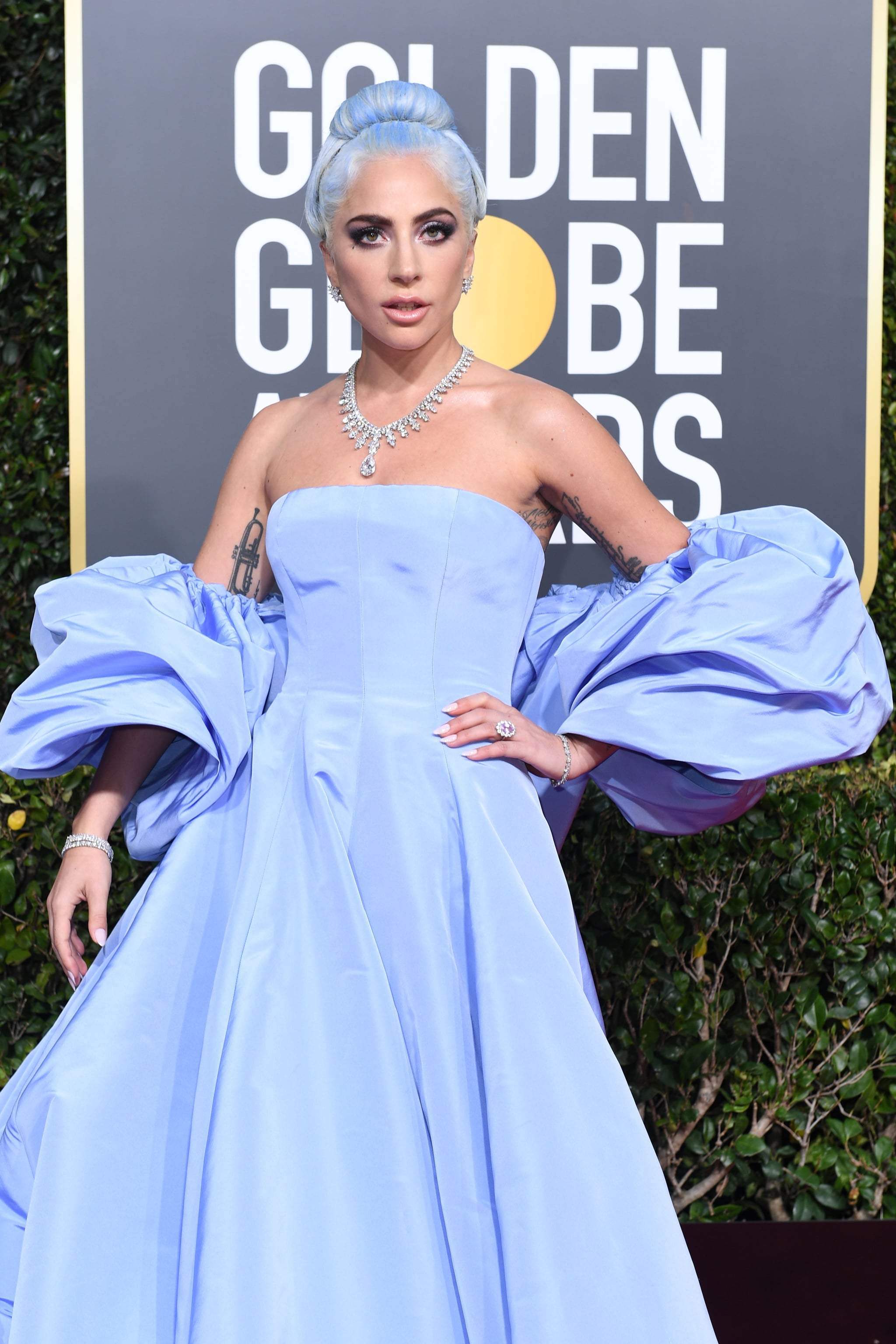 Lady Gaga Dress Golden Globes 2019 POPSUGAR Fashion UK