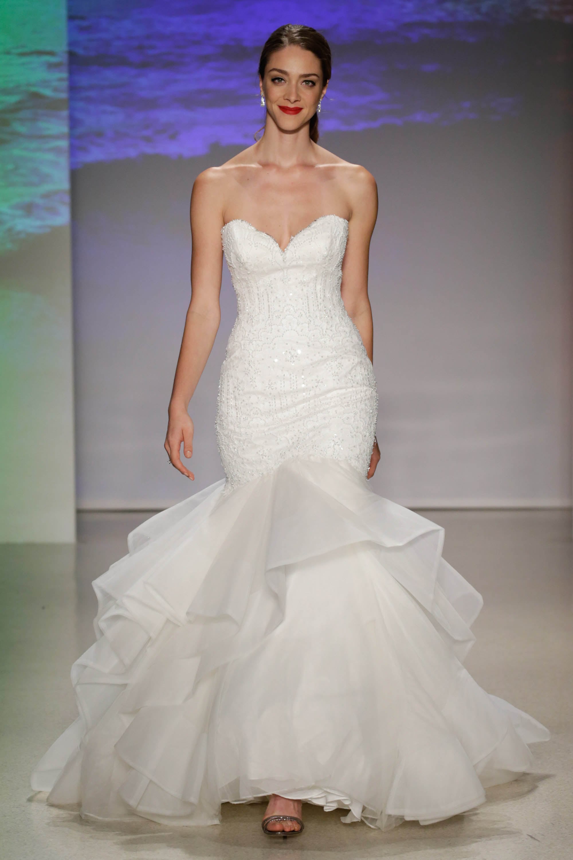Alfred angelo hotsell disney dresses