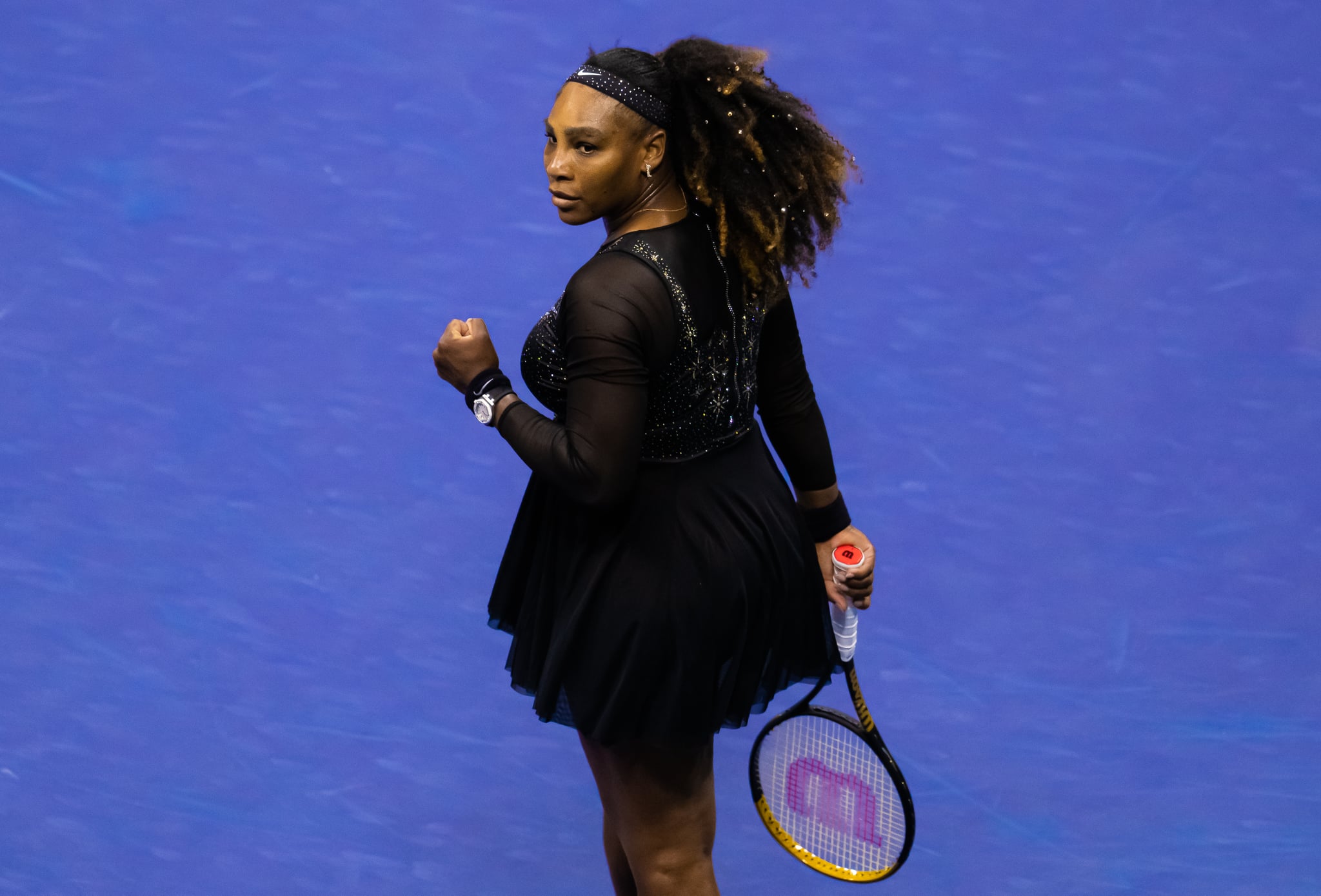 NEW YORK, NEW YORK - AUGUST 31: Serena Williams of the United States celebrates winning a point against Anett Kontaveit of Estonia during her second round match on Day 3 of the US Open Tennis Championships at USTA Billie Jean King National Tennis Center on August 31, 2022 in New York City (Photo by Robert Prange/Getty Images)