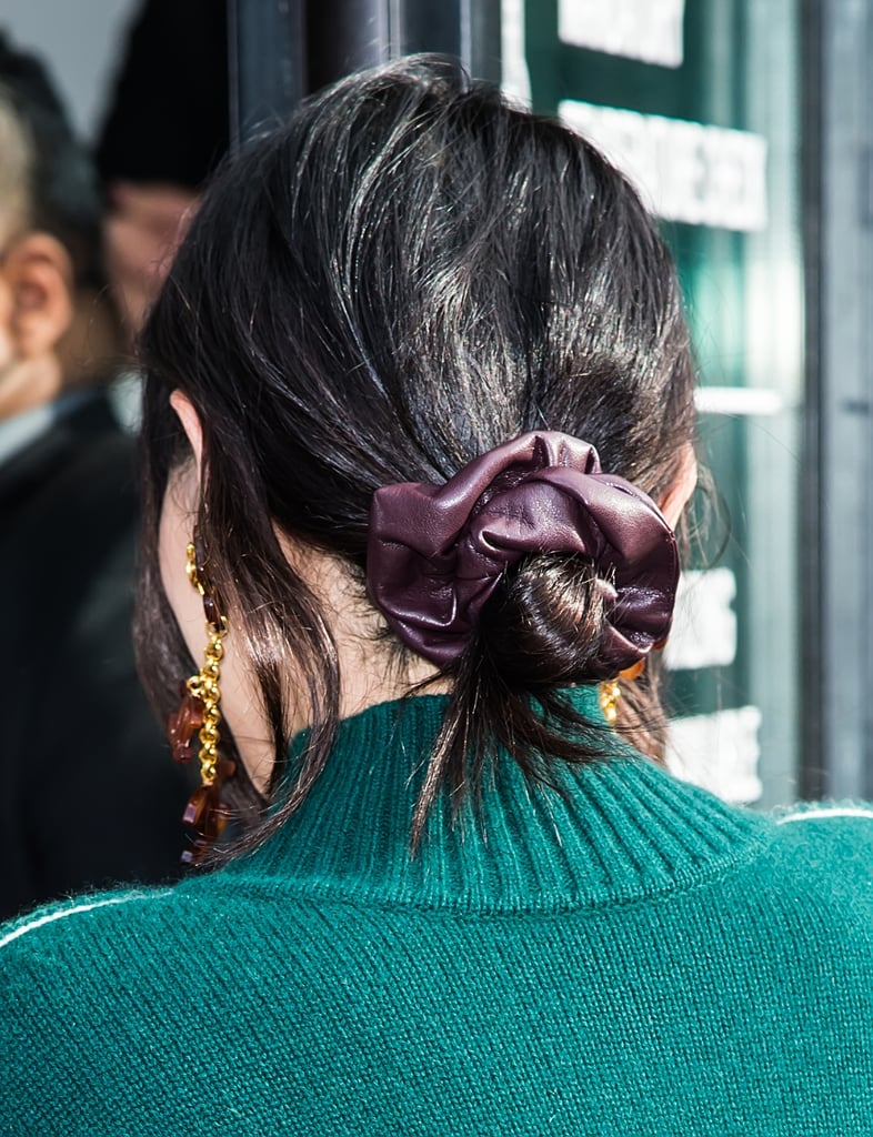 2022 Hair-Accessory Trend: Jumbo Scrunchies