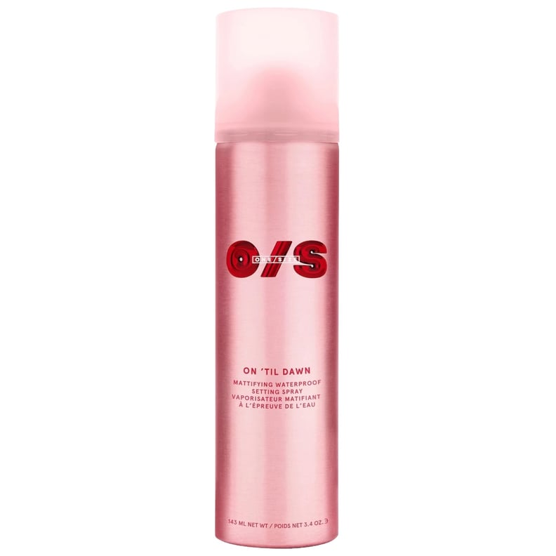 Her On-Stage Setting Spray