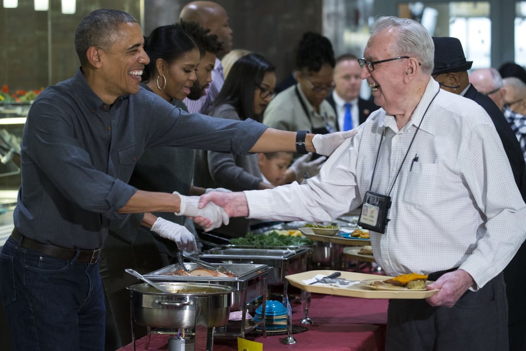 After making his final speech during the pardon of the national Thanksgiving turkey in 2016, President Obama headed to the Armed Forces Retirement Home to personally serve Thanksgiving dinner with Michelle.