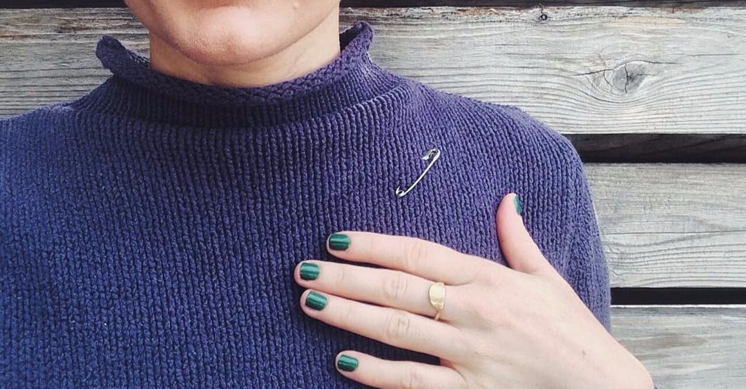 What Does Wearing a Safety Pin Mean? POPSUGAR Fashion