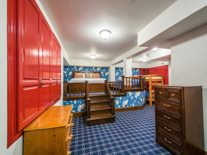 Nina Dobrev's Park City, UT, Airbnb Cabin