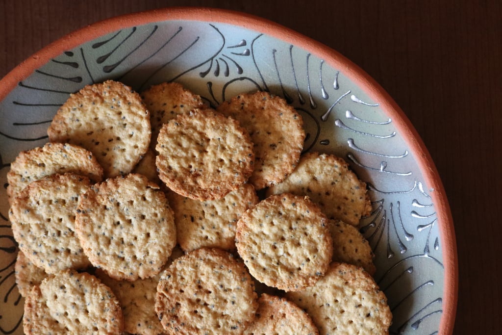 Crackers With Cheese