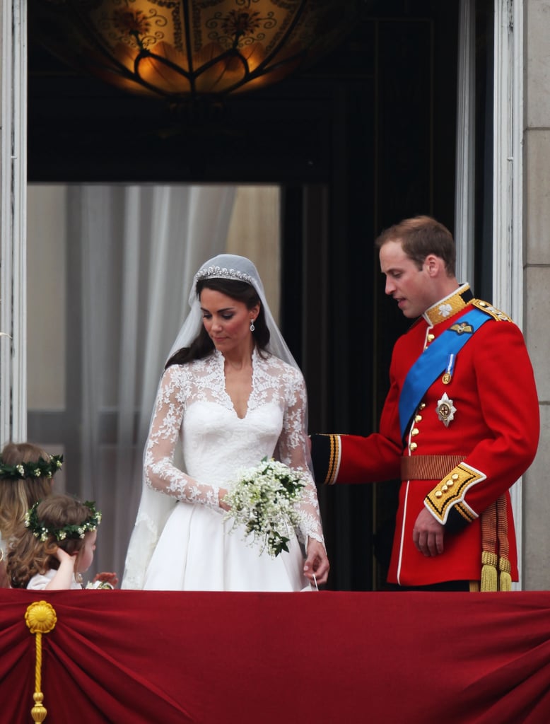 Kate Middleton And Prince William Kiss