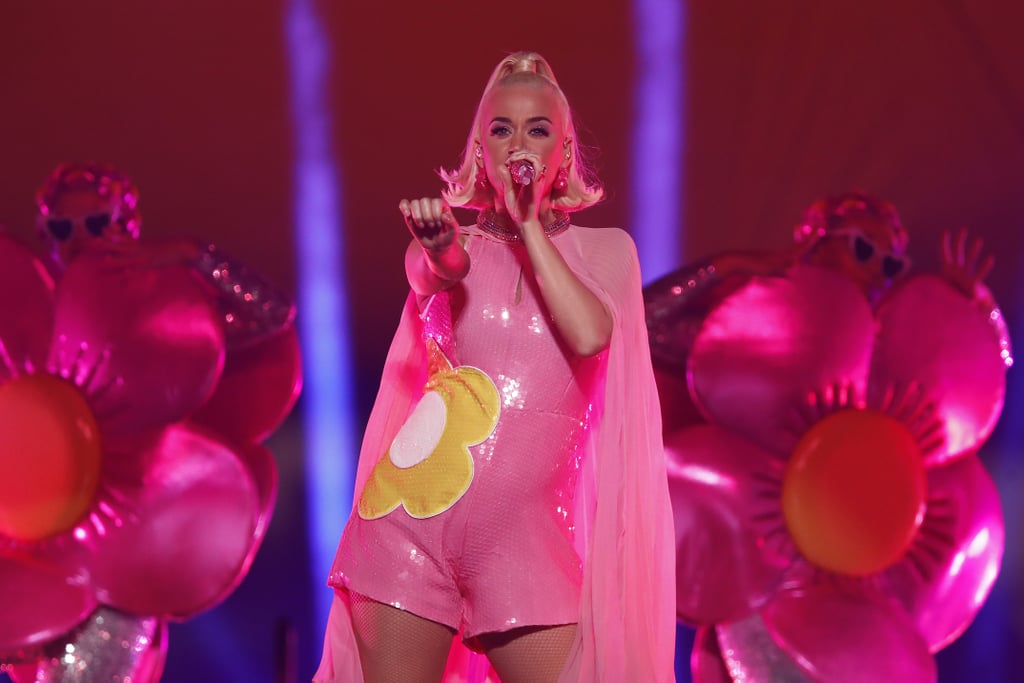 Katy Perry Shows Off Growing Baby Belly in Melbourne ...