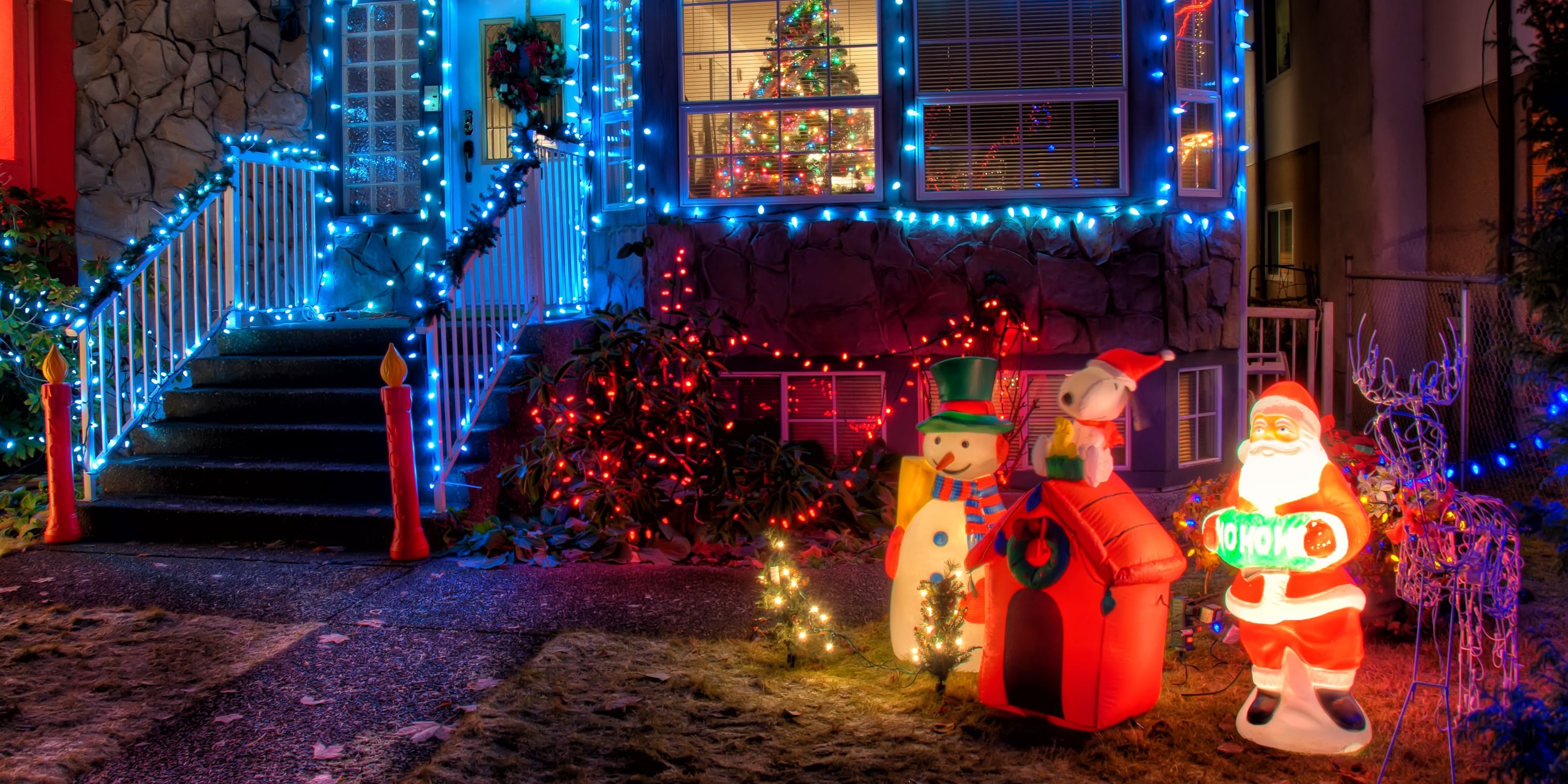 Family Told to Take Down Christmas Decorations Up Too Early POPSUGAR