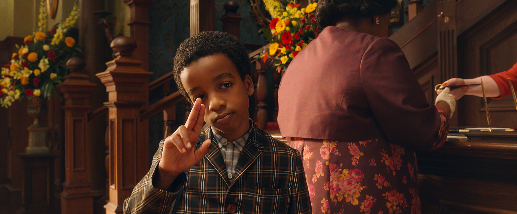 Roald Dahl S The Witches Watch The Trailer Popsugar Entertainment