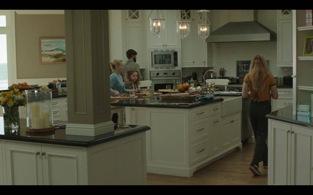 Madeline's Coastal Classic Kitchen