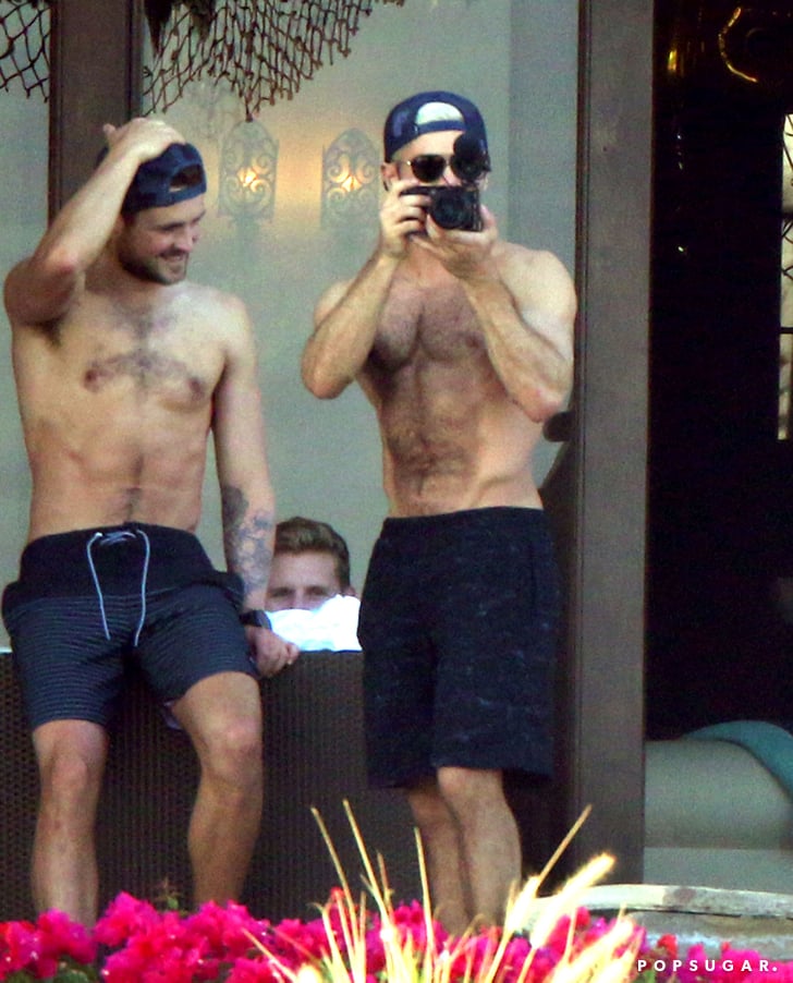 Zac Efron and Dylan Efron Shirtless in Mexico Pictures 2019 | POPSUGAR ...