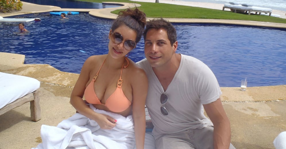 Kim posed poolside with Joe. 
Source: Casa Aramara