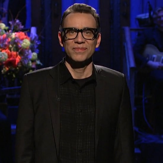 Fred Armisen Pays Tribute to David Bowie on SNL | Video