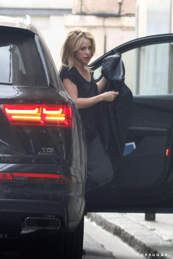 Shakira With Short Hair Winter 2016 Popsugar Latina