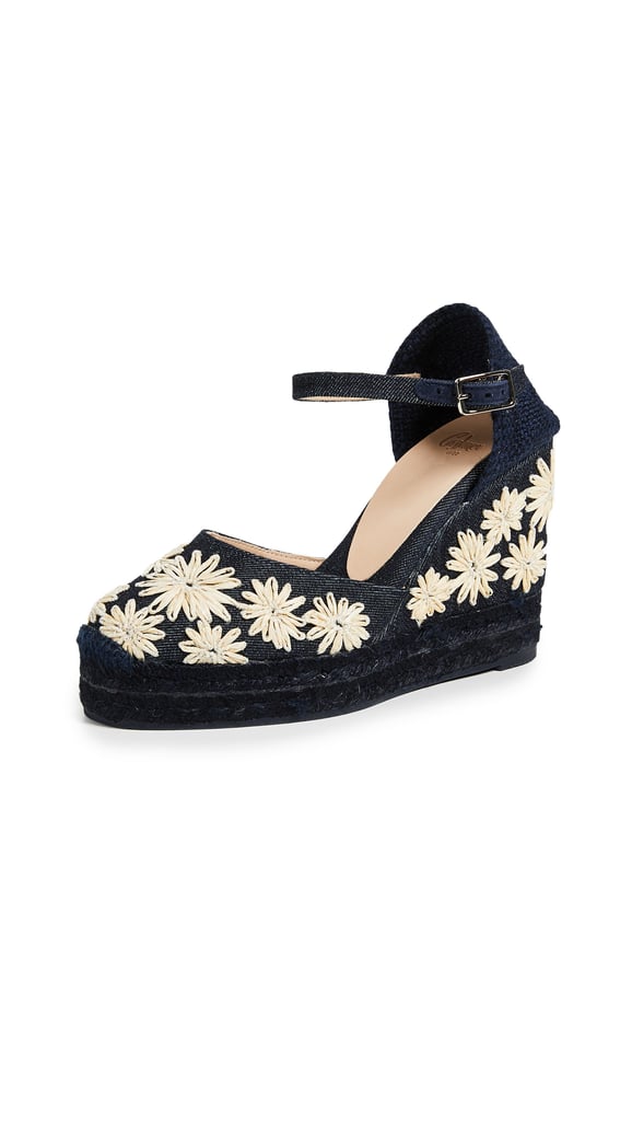 The Daisy Adorned Wedge