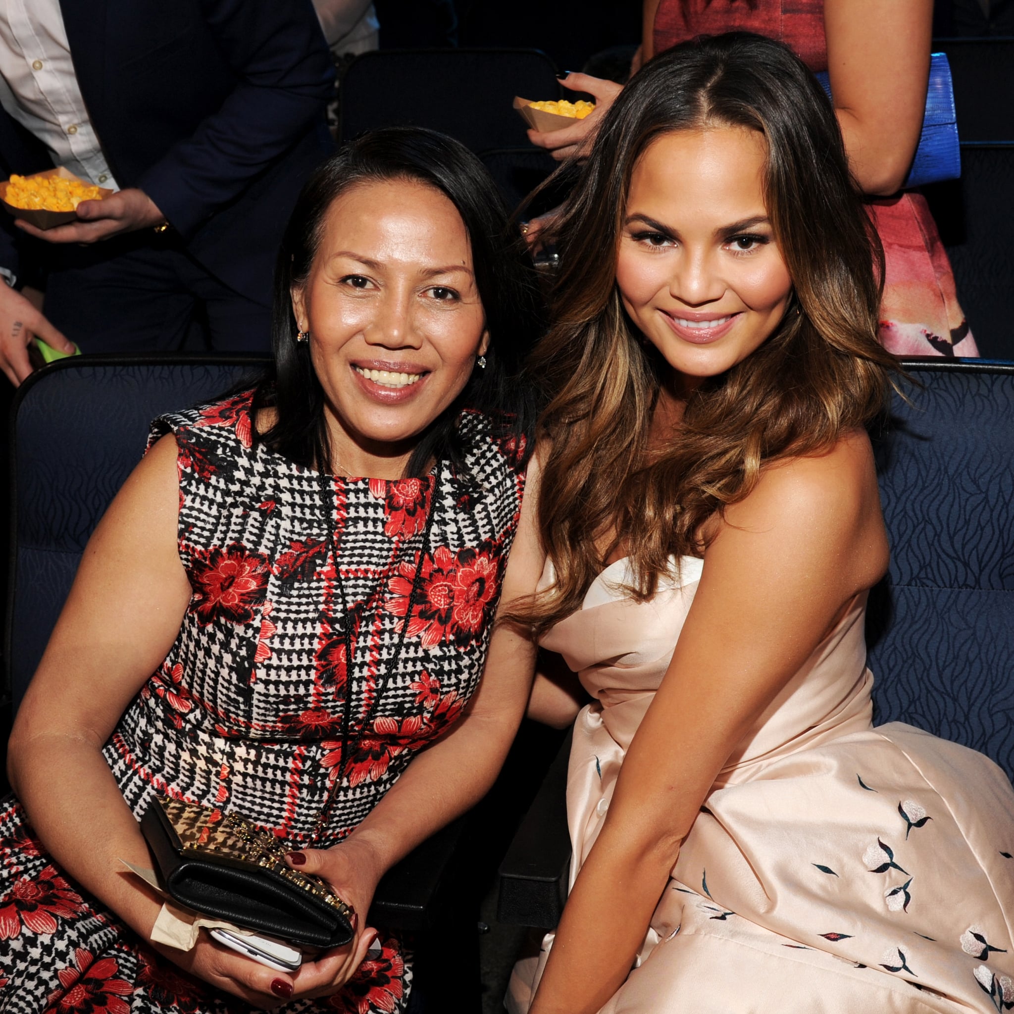 Chrissy Teigen And Her Mom Vilailuck S Cutest Moments Popsugar Celebrity