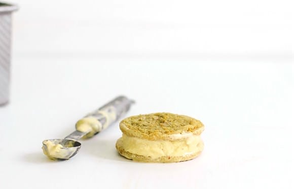 Pumpkin Ice Cream Sandwiches