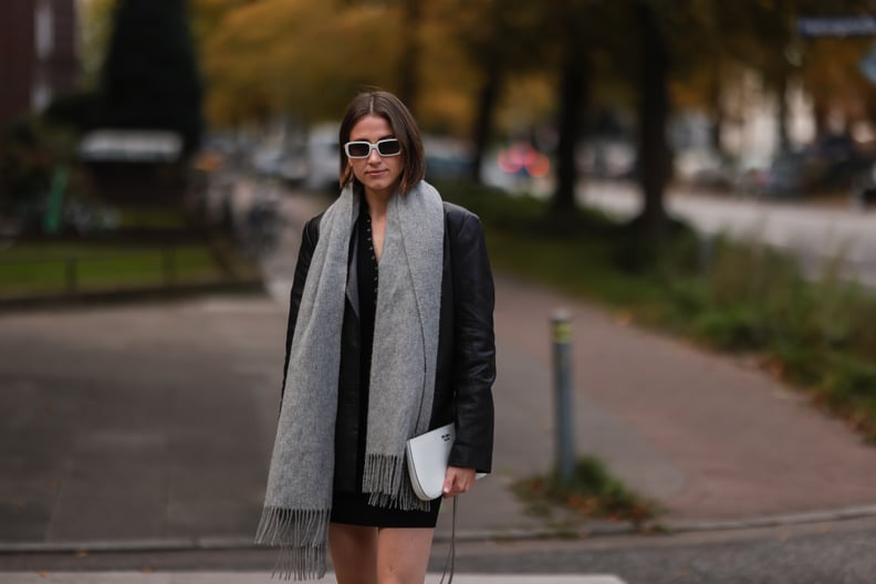 How to Wear a Scarf: Textural