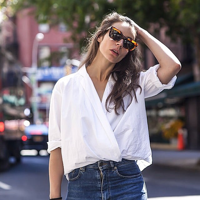 Wrap-and-Tuck Shirt Trend