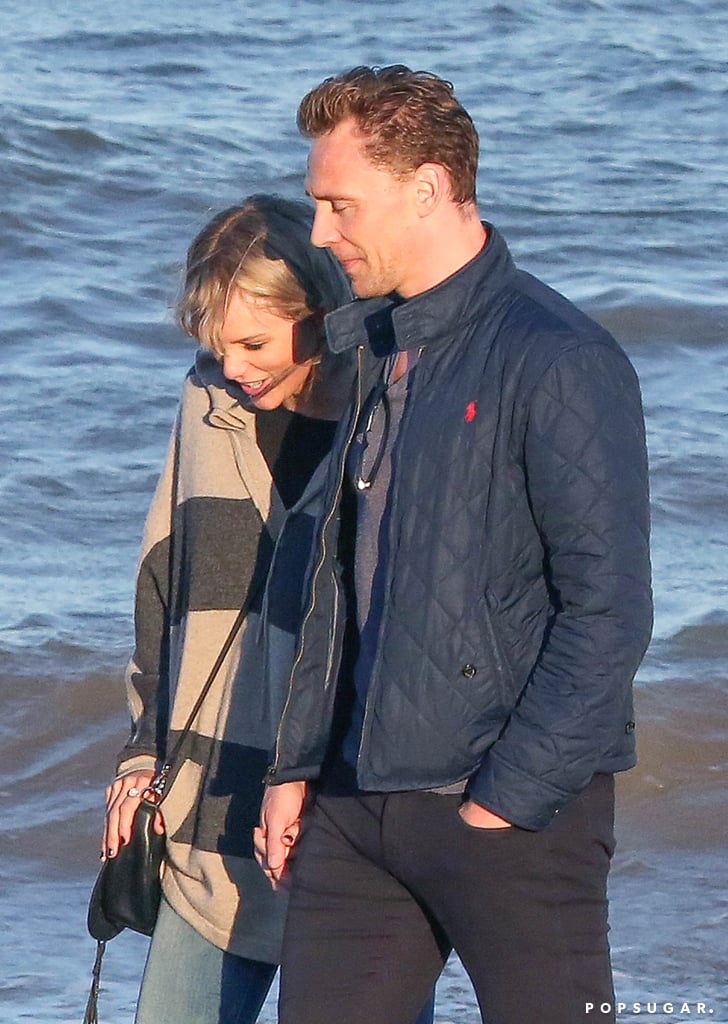 Taylor Swift and Tom Hiddleston With His Mom in the UK