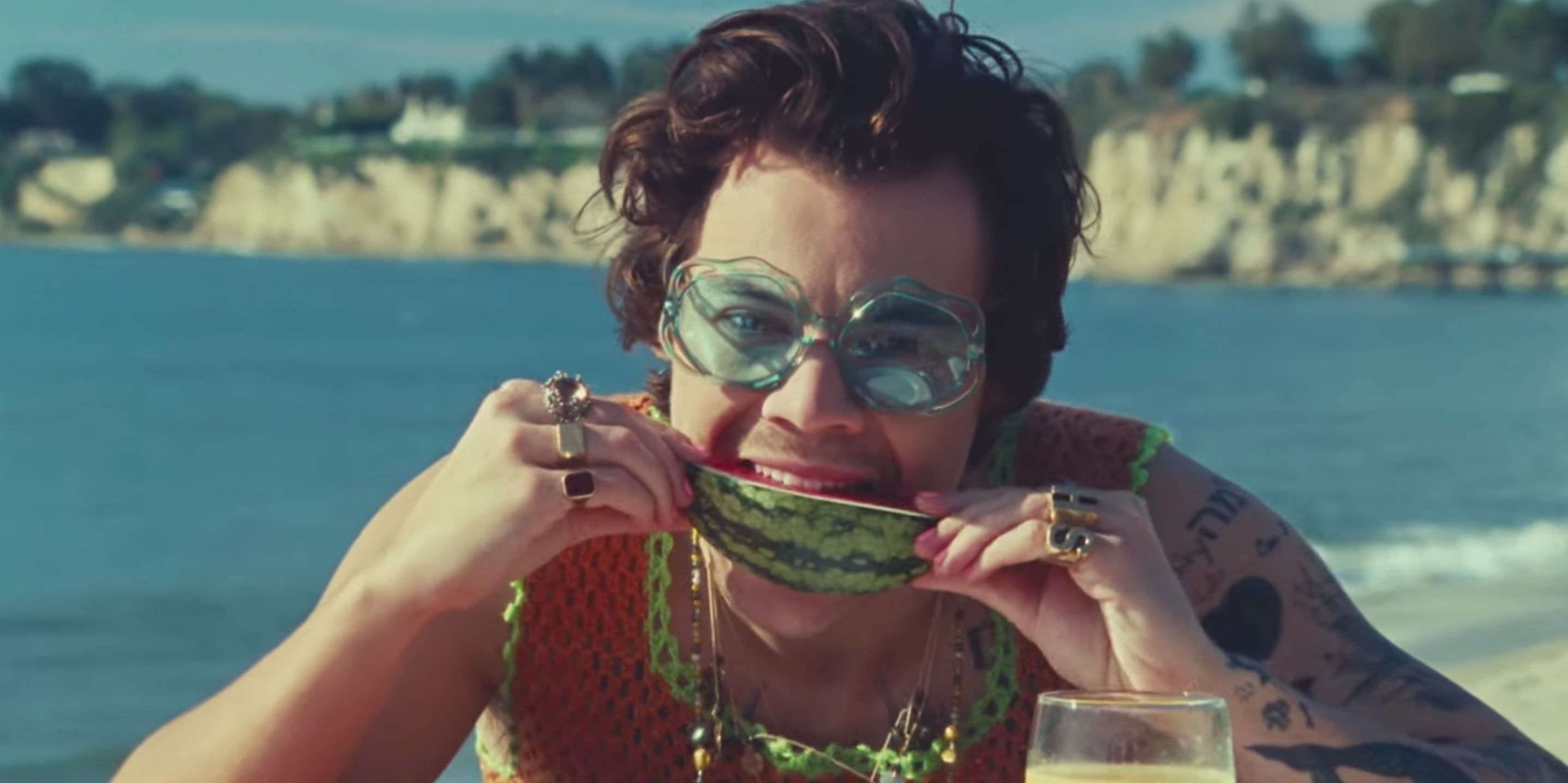 Harry Styles s Sunglasses in