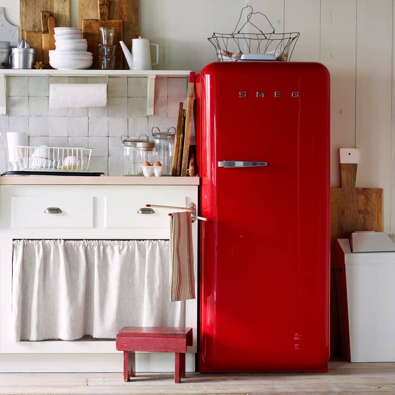 50s-Style Countertop Appliances : Smeg toaster