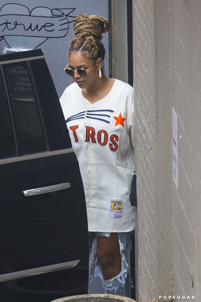 Beyonce Having Lunch With JAY-Z and Solange in New Orleans