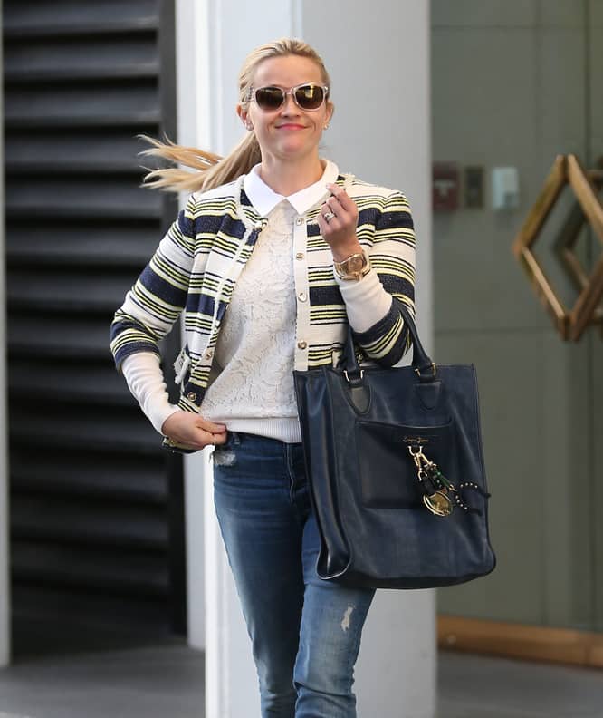 Hailey Bieber's $1,800 Louis Vuitton Sidebag Is the Final Boss of  Accessories