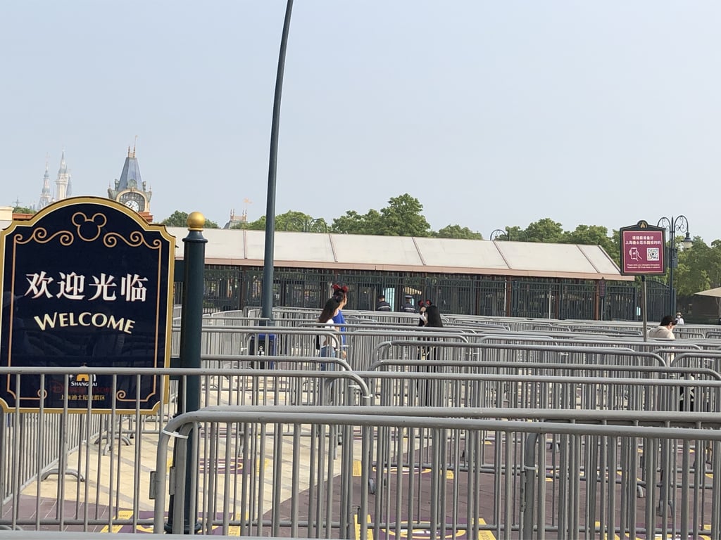 Pictures of Shanghai Disneyland Reopening After Coronavirus
