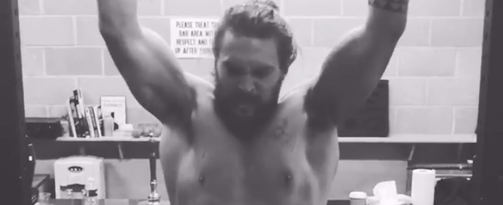 Jason Momoa Doing Pull-Ups