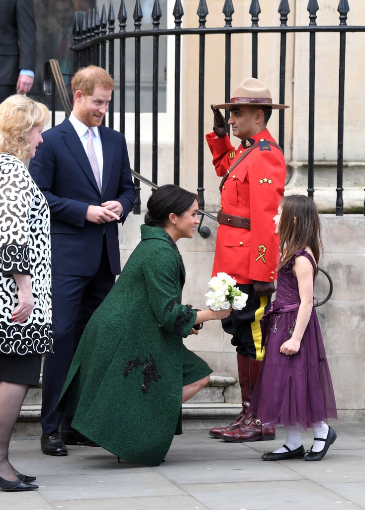 Little Girl Curtsying to Meghan Markle Video March 2019
