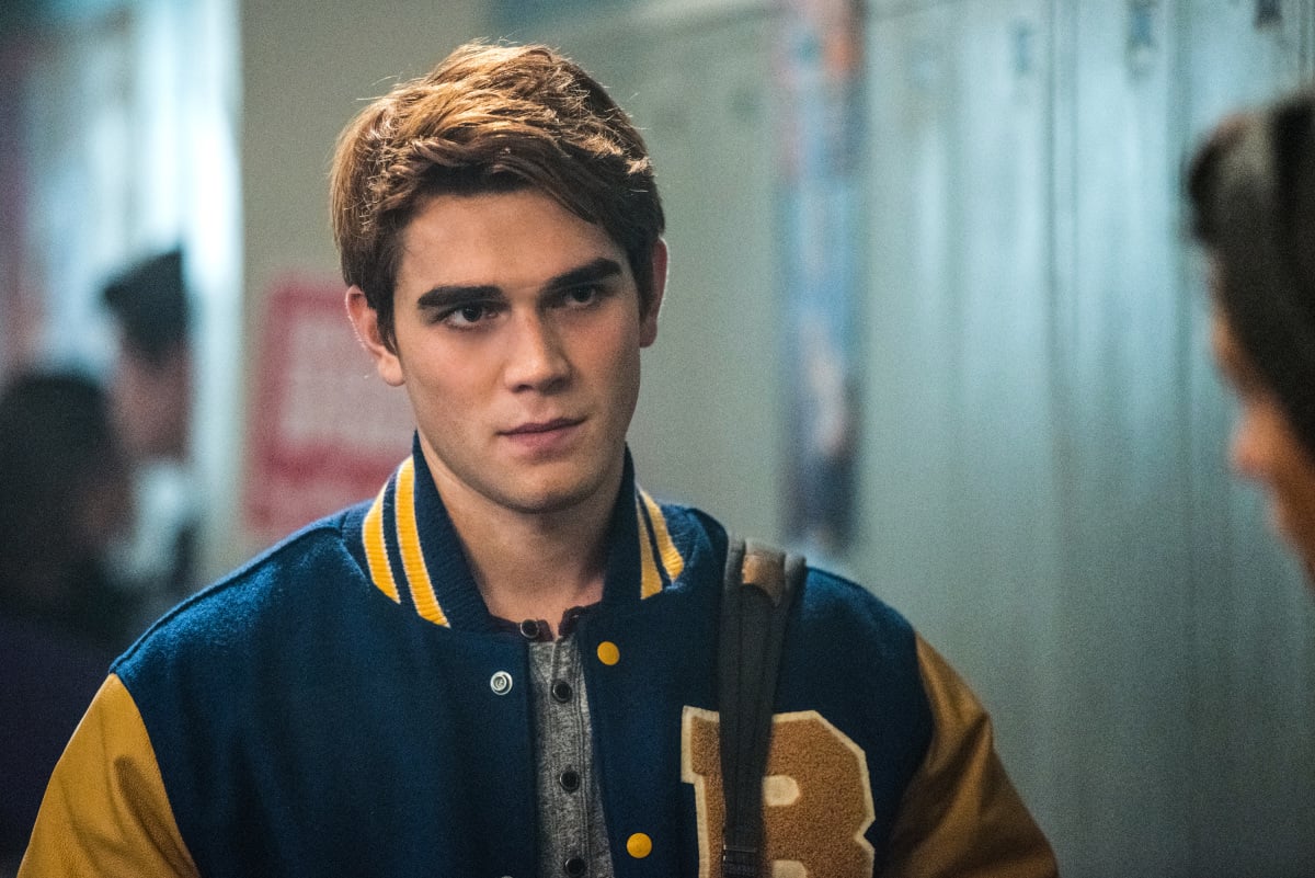 Will There Be Season 2 Of Riverdale Popsugar Entertainment