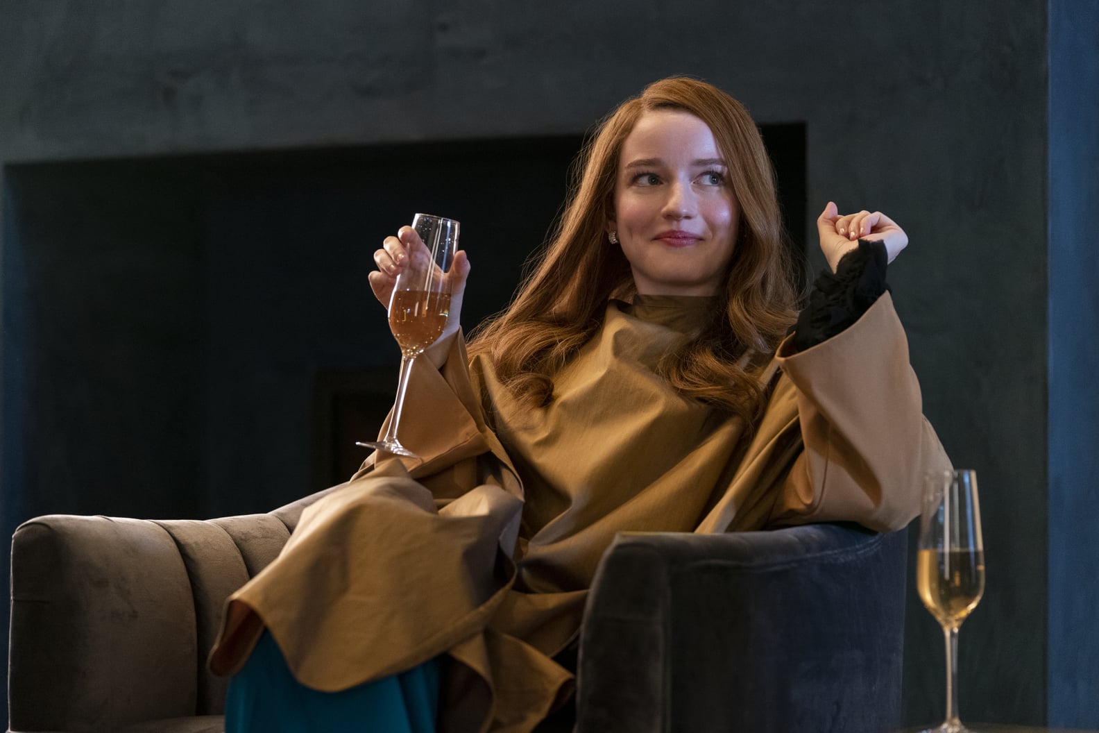 See the Inventing Anna Cast Next to the People They Played | POPSUGAR ...