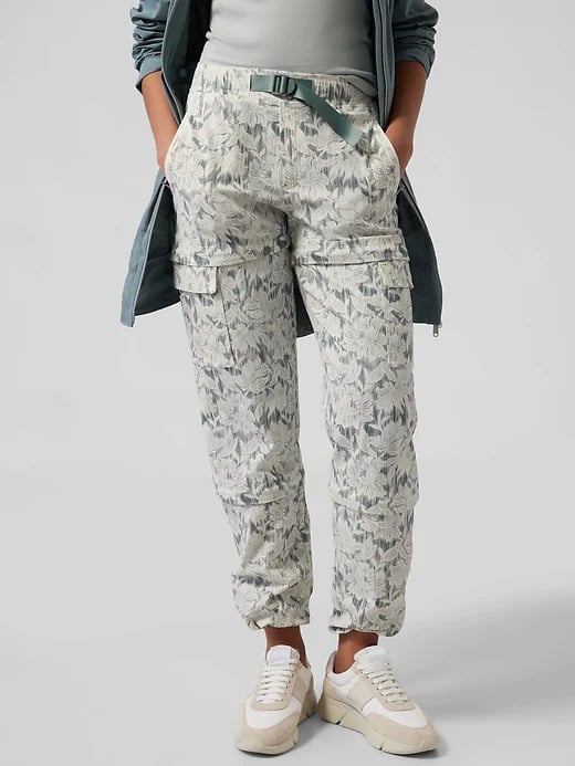 Athleta Trekkie Convertible Hike Pant