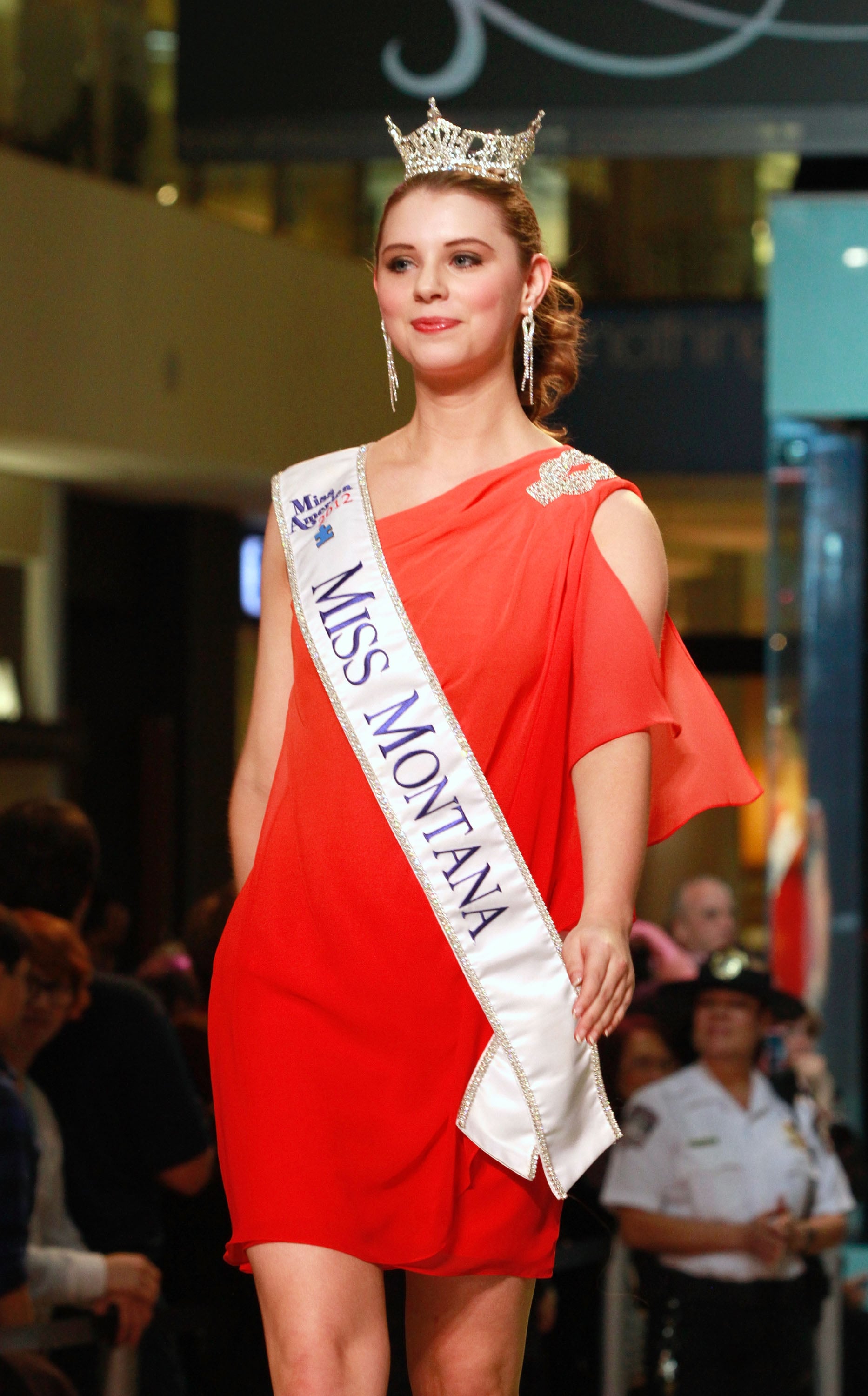 LAS VEGAS, NV - JANUARY 05:  Miss Montana Alexis Wineman is introduced at the 2013 Miss America Pageant 