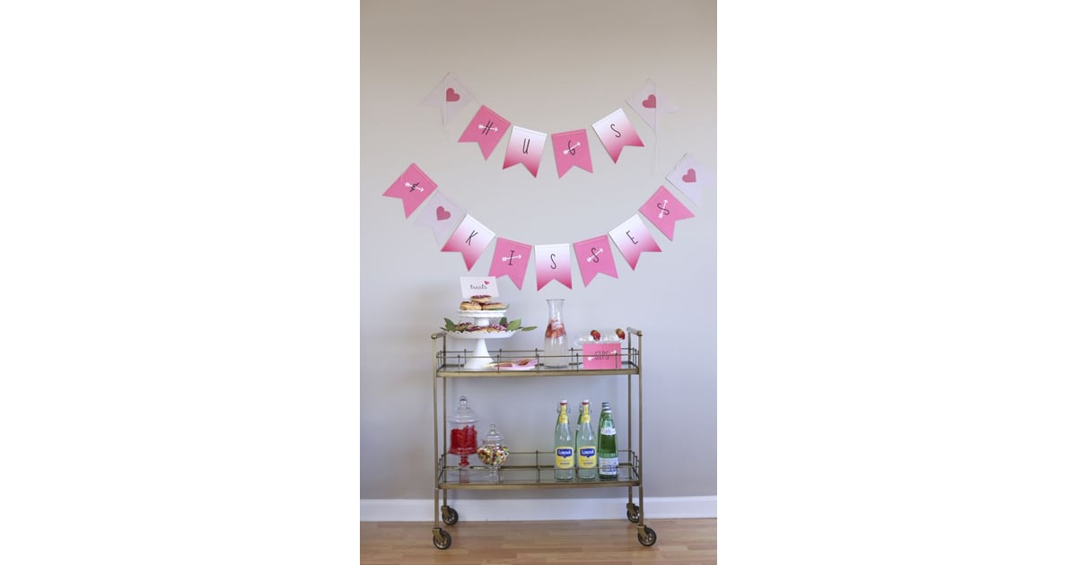 The Decorations How To Throw A Valentine S Day Party For