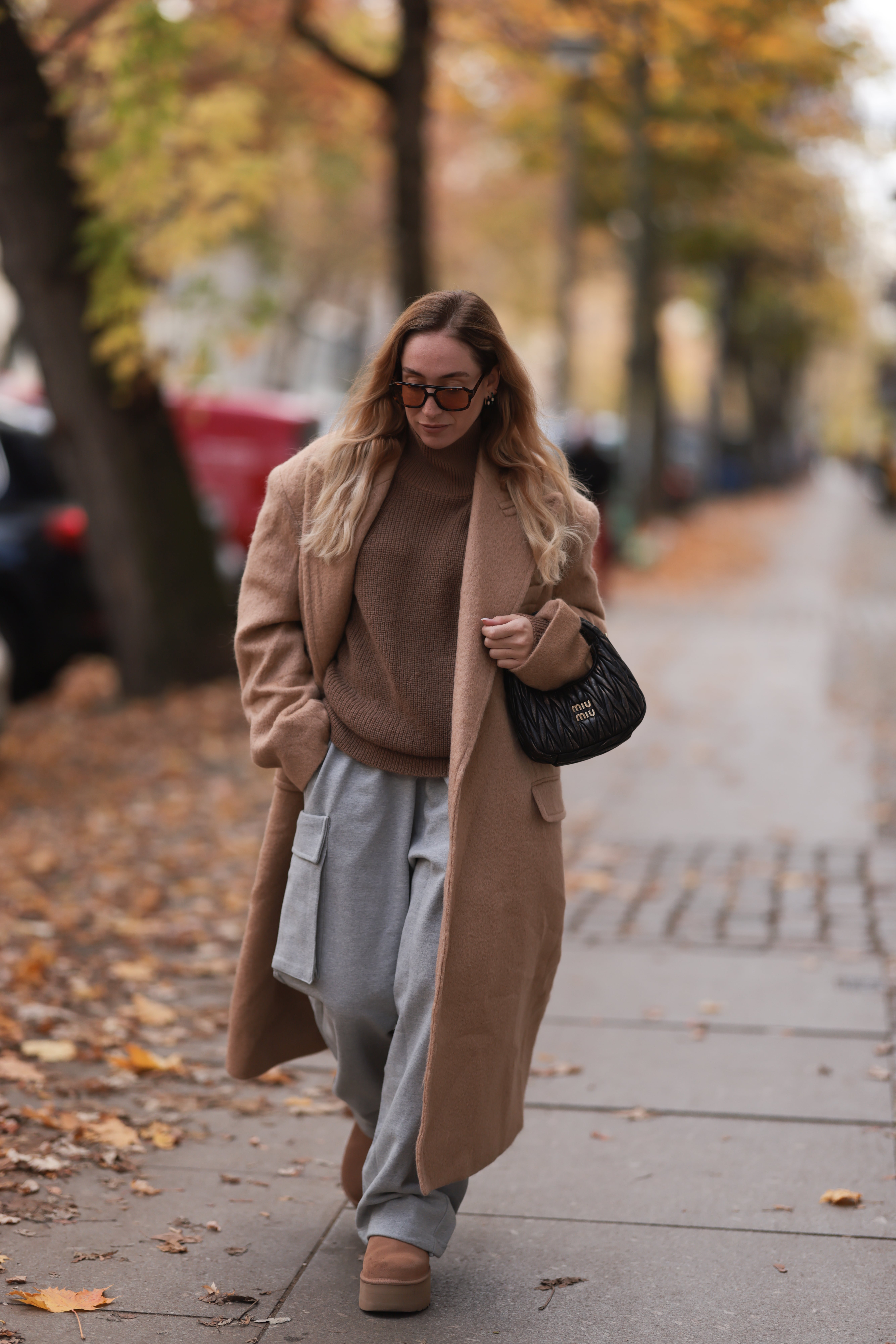 Comfy Ways To Style Sweatpants, As Seen On Influencers