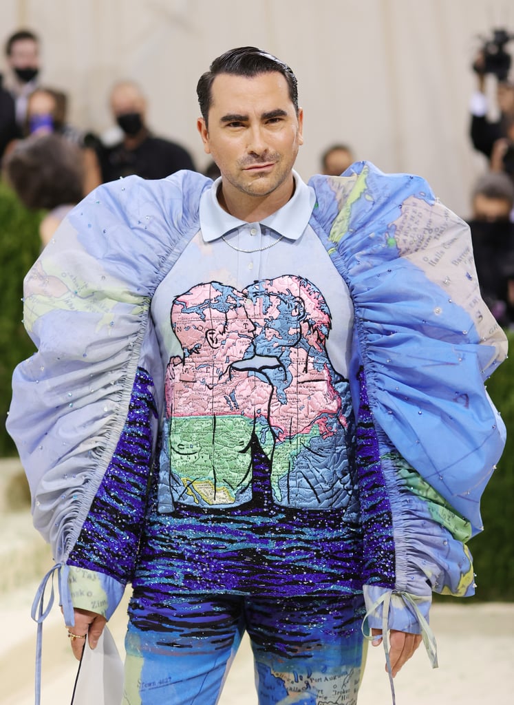 Dan Levy's Loewe Met Gala Look Celebrates Queer Visibility