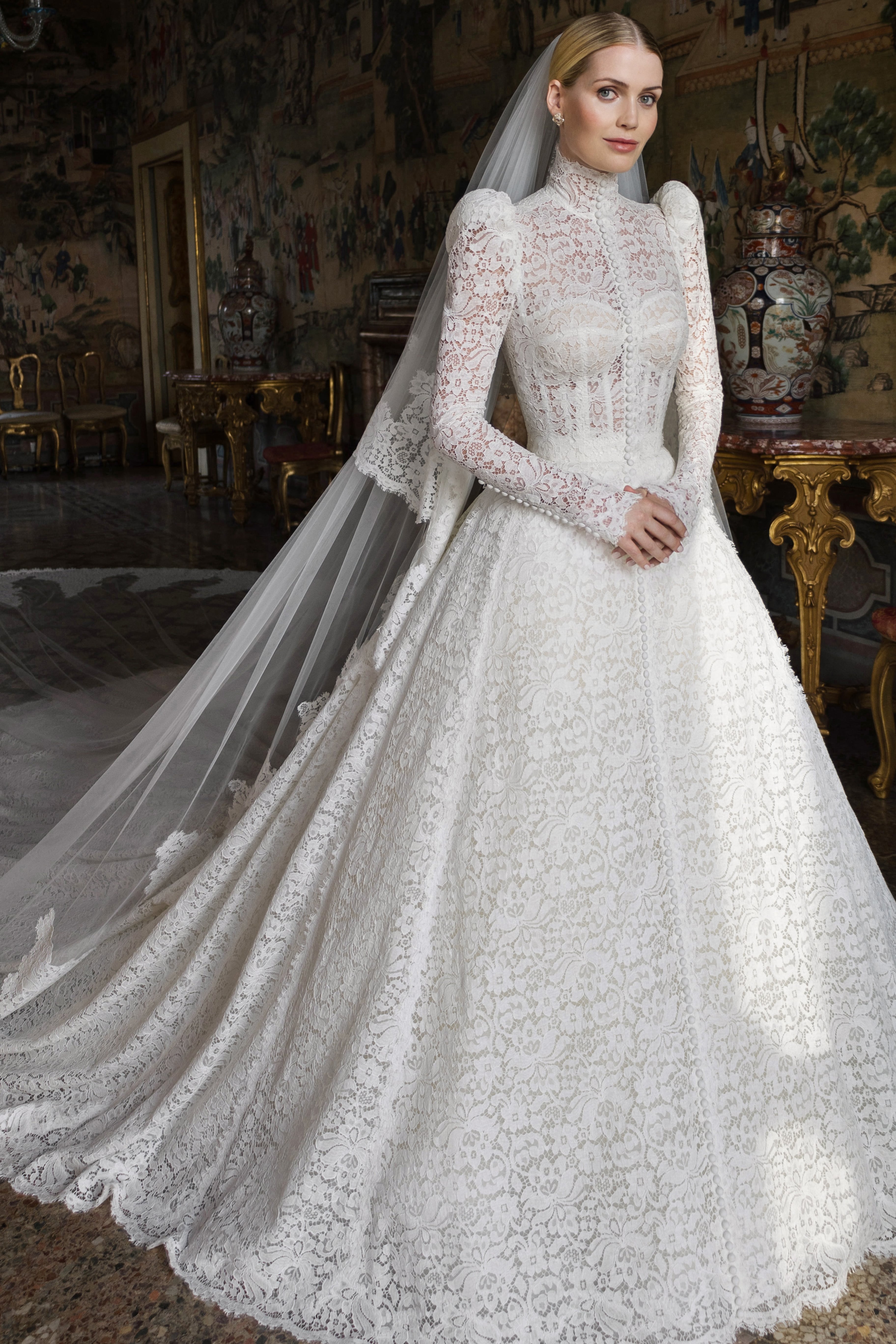See Lady Kitty Spencer s 5 Dolce Gabbana Wedding Dresses