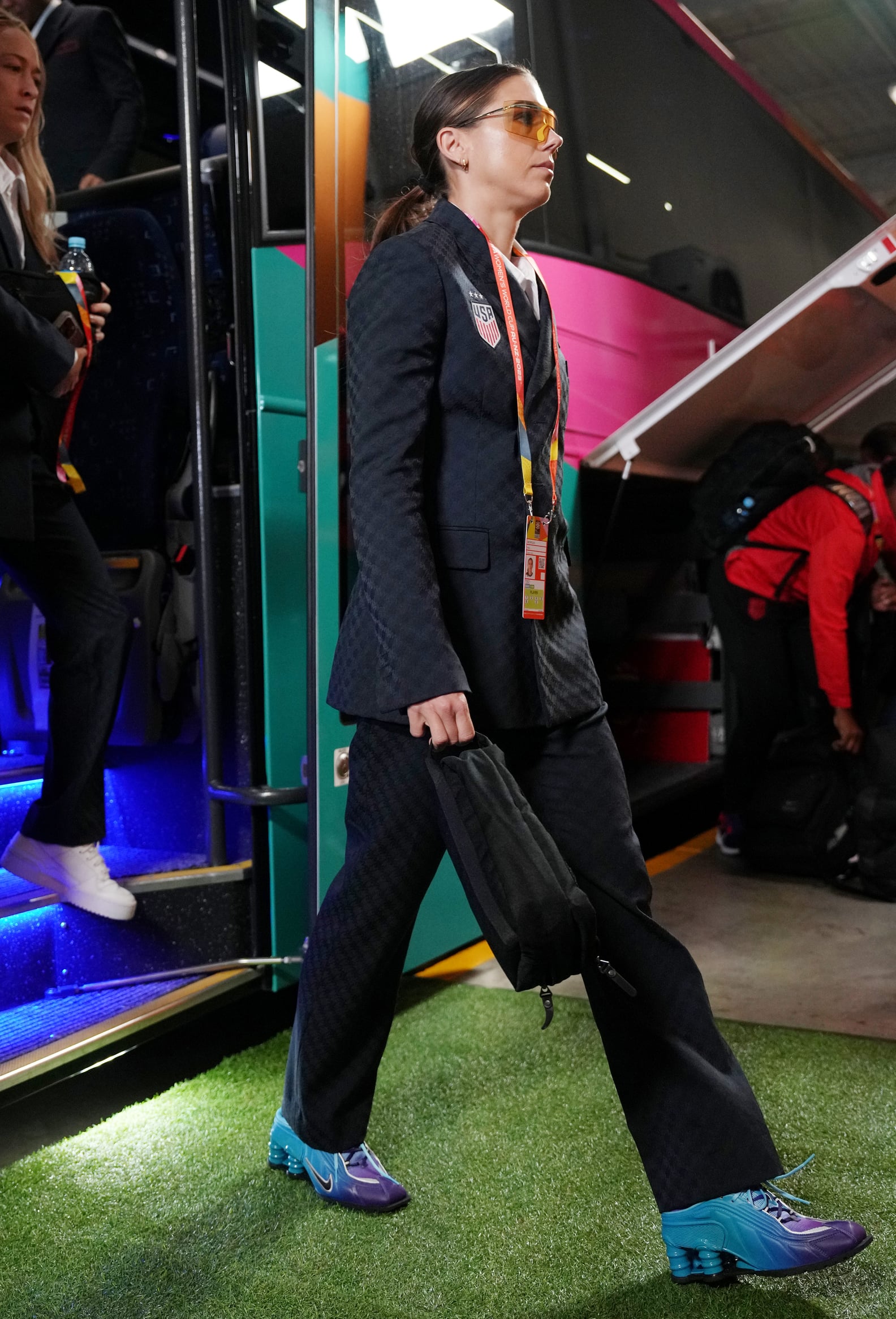 Are Female Athletes' Outfits Too Revealing? A Necessary Debate - u728j9l