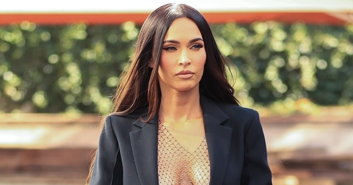 Megan Fox Traded Her Top For Rhinestone Mesh, and Suddenly, the Temperature’s Rising Megan Fox Traded Her Top For Rhinestone Mesh, and Suddenly, the Temperature’s Rising