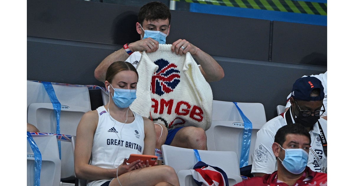 Tom Daley Seen Knitting in Stands at Tokyo Olympics Photos POPSUGAR