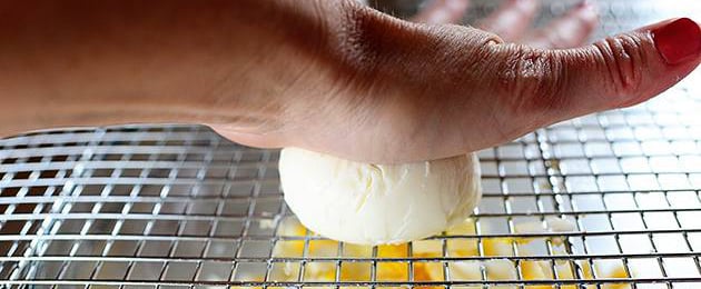 How to Chop Hard-Boiled Eggs Like The Pioneer Woman