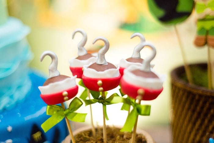 Hook Cake Pops
