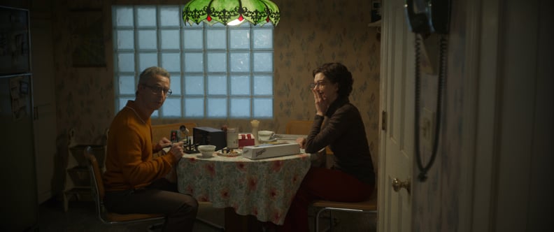 (L to R) Jeremy Strong as Irving Graff and Anne Hathaway as Esther Graff in director James Gray's ARMAGEDDON TIME, a Focus Features release. Courtesy of Focus Features