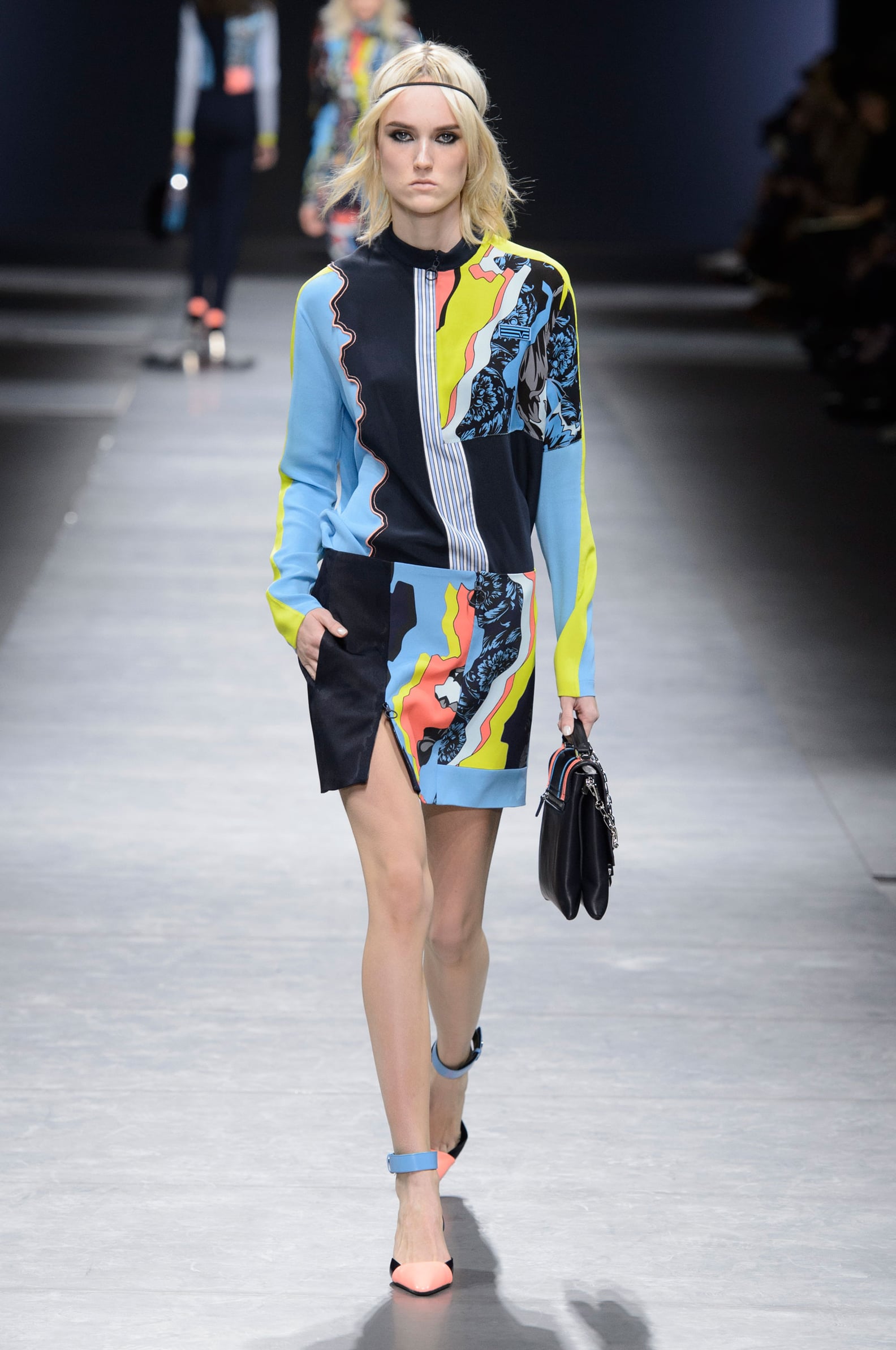 Versace Fall 2016 Runway | PS Fashion